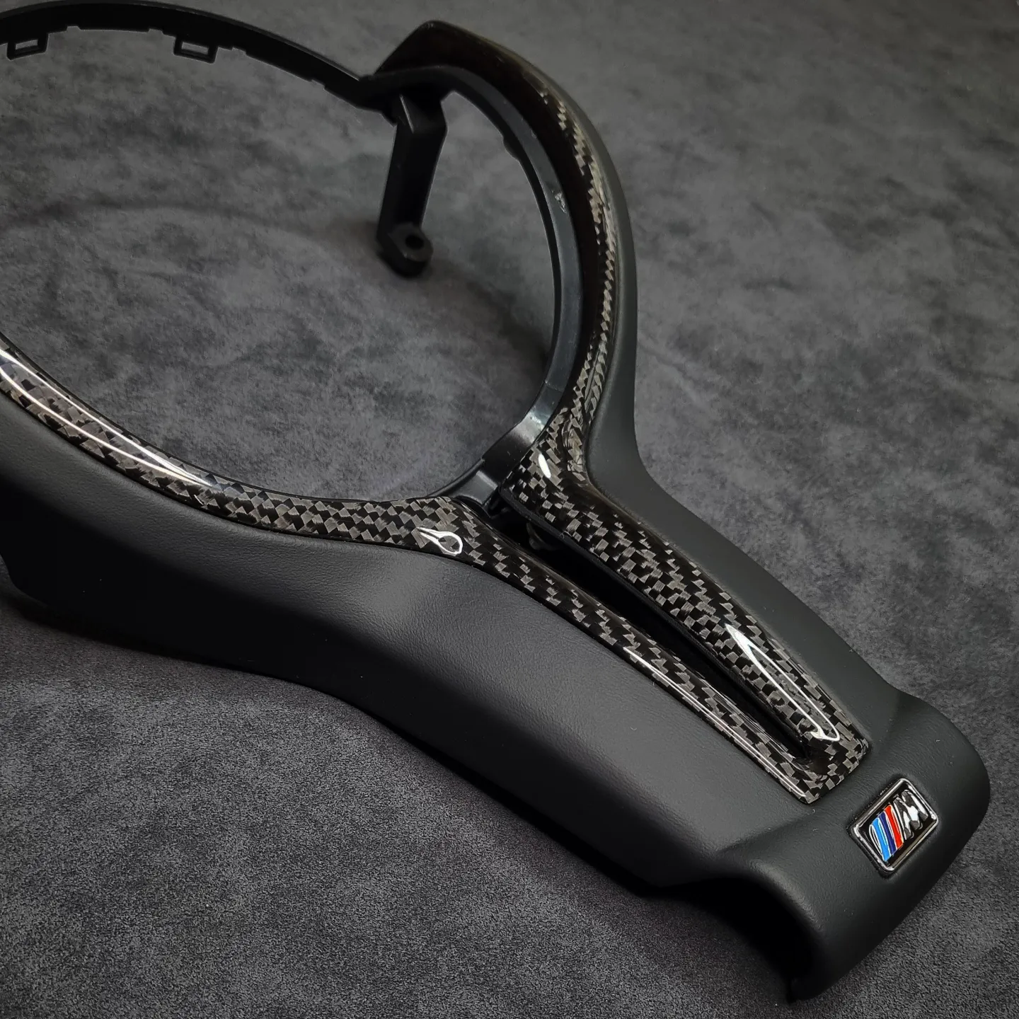 BMW F series Trim – Black smooth leather and Gloss Carbon Fibre Bezel
