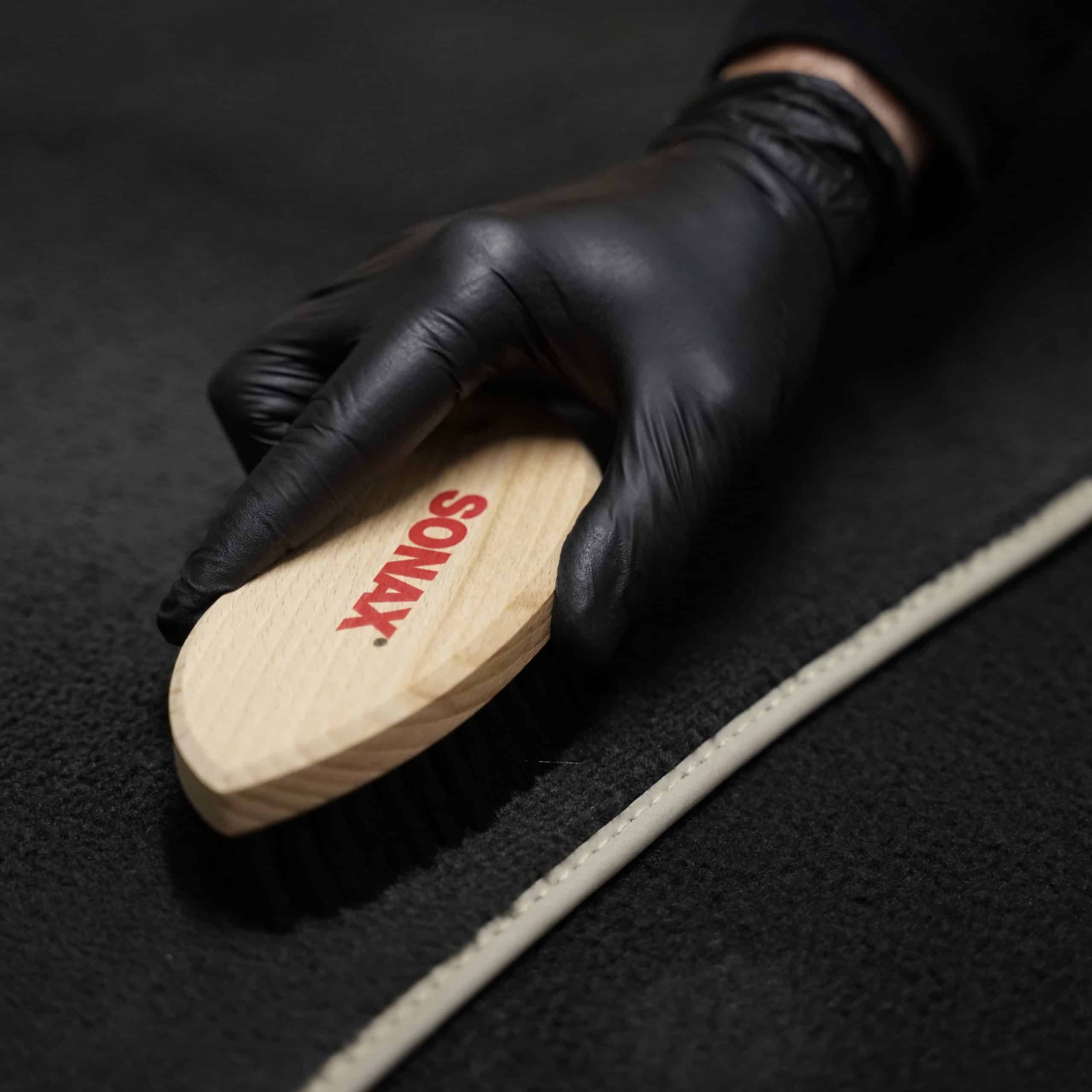 Sonax Textile, Alcantara and Leather Brush - Image 3