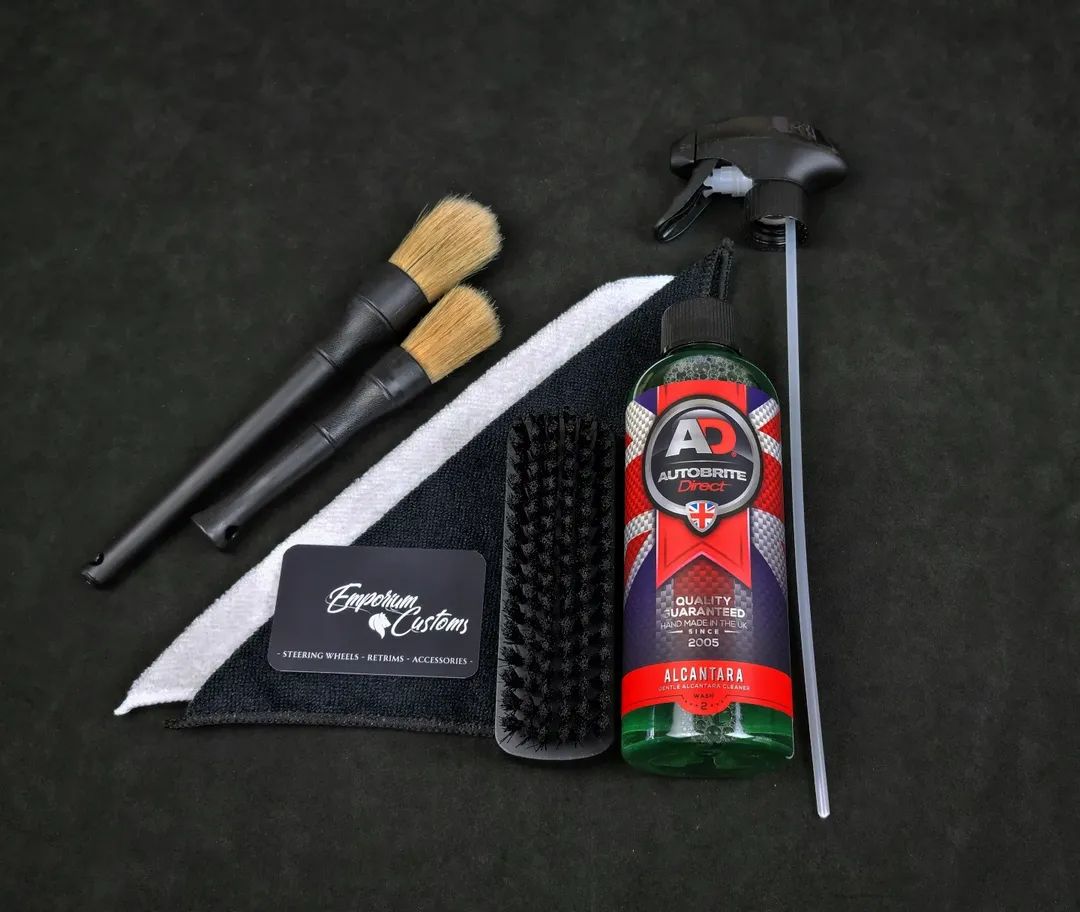 Alcantara Cleaning Kit - For Steering wheels, Seats and more